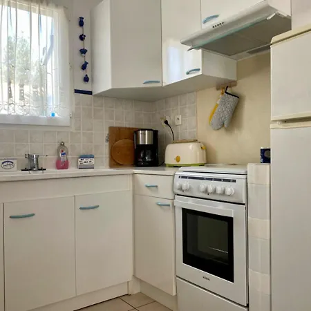 Holiday home Pavillon A Longeville-sur-mer, Proche Plage, 6 Pers, 3 Ch, Terrasse, Parking Prive - Fr-1-336-135 Longeville-sur-Mer